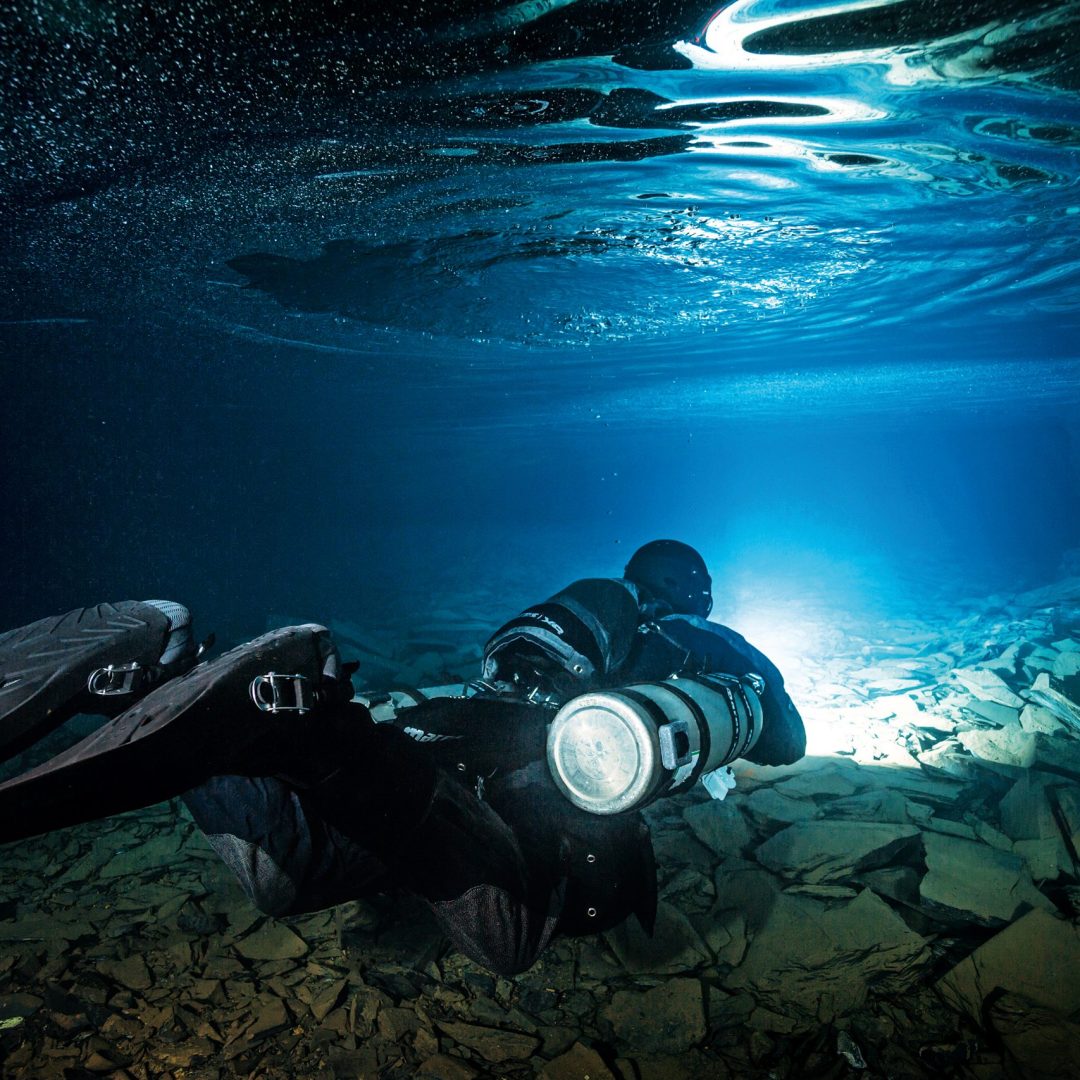 SIDEMOUNT